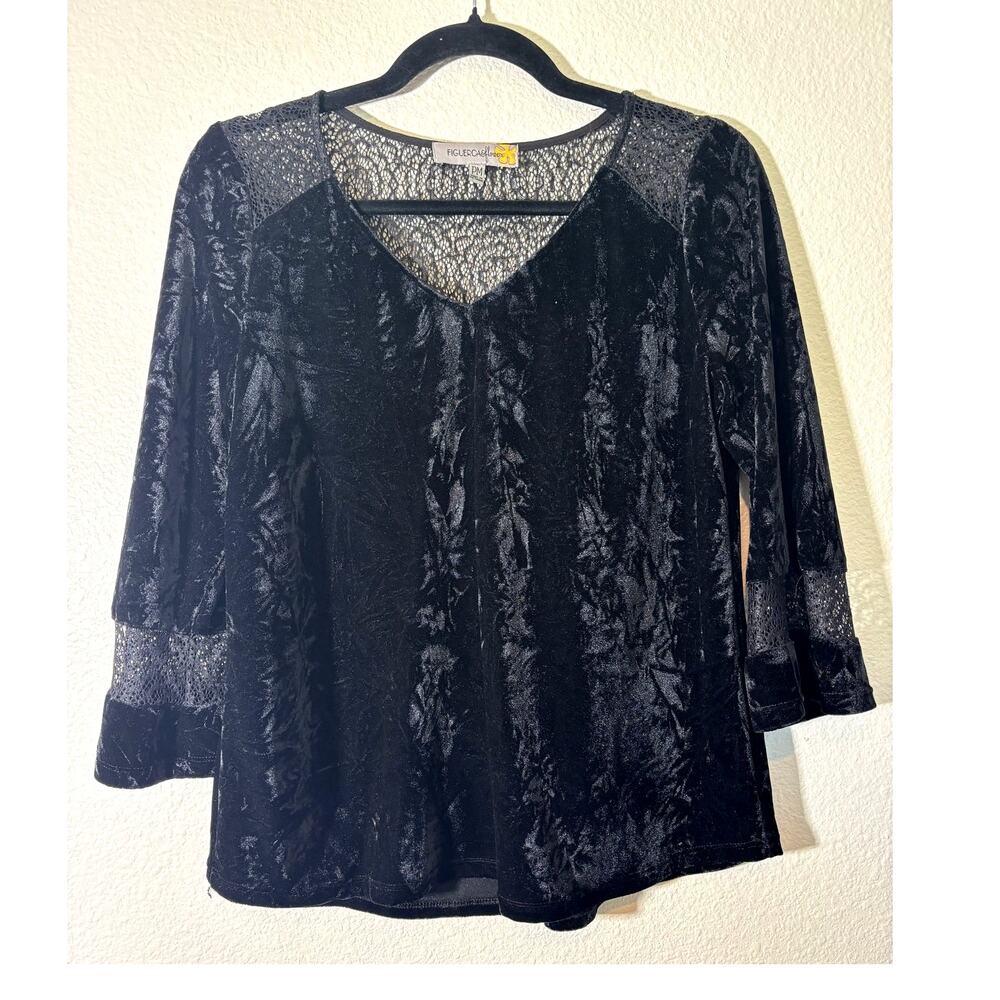 Figueroa & Flower Size PM Black Crushed Velvet Lace Detail 3/4 Sleeves Top